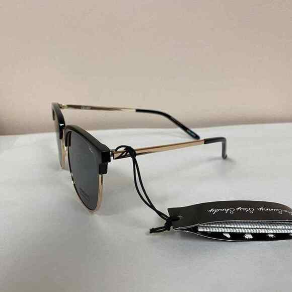 Quay Australia X Arod Evasive Black Smoke Polarized Sunglasses Retro Square - Picture 8 of 11